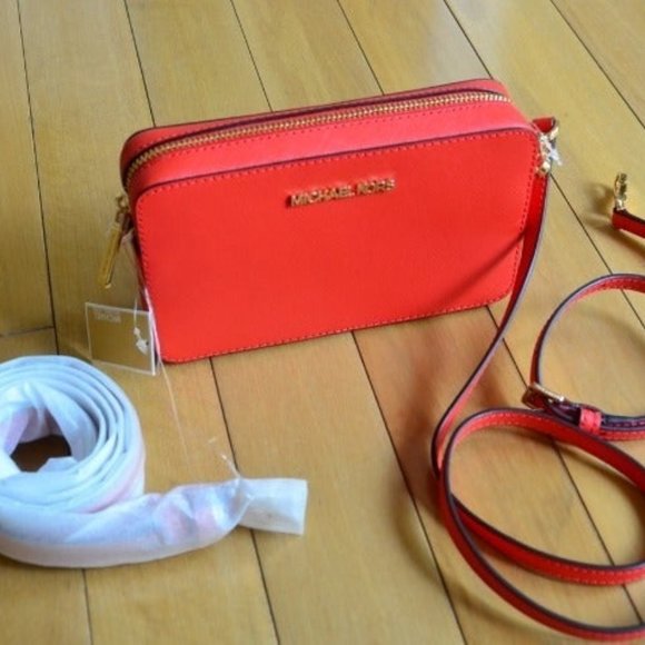 Michael Kors Handbags - Michael Kors JST MD BELT BAG XBODY